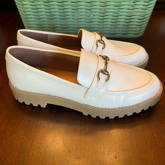 A New Day Danica White Platform Loafers Chunky Sole Shoe - Picture 3 of 8